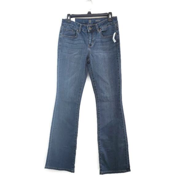 SO Authentic American Heritage Junior's Low Rise Boot Cut Med Dark Wash Jeans - Picture 2 of 6